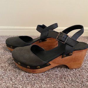 Black Leather Clog Wood Platform Wedges - Sz 39 / 9.5